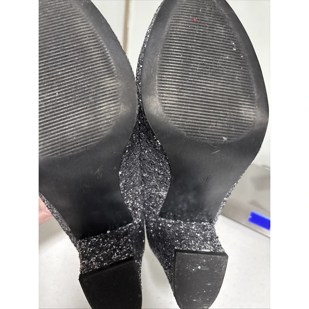 Torrid Sequined Heels Pumps Closed Toe Chunk Heel